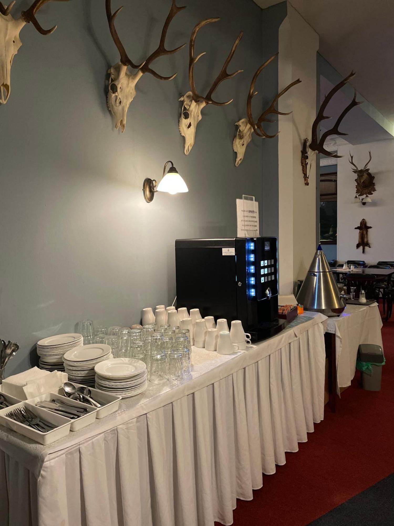 Hotel Cerny Orel Zatec Екстериор снимка