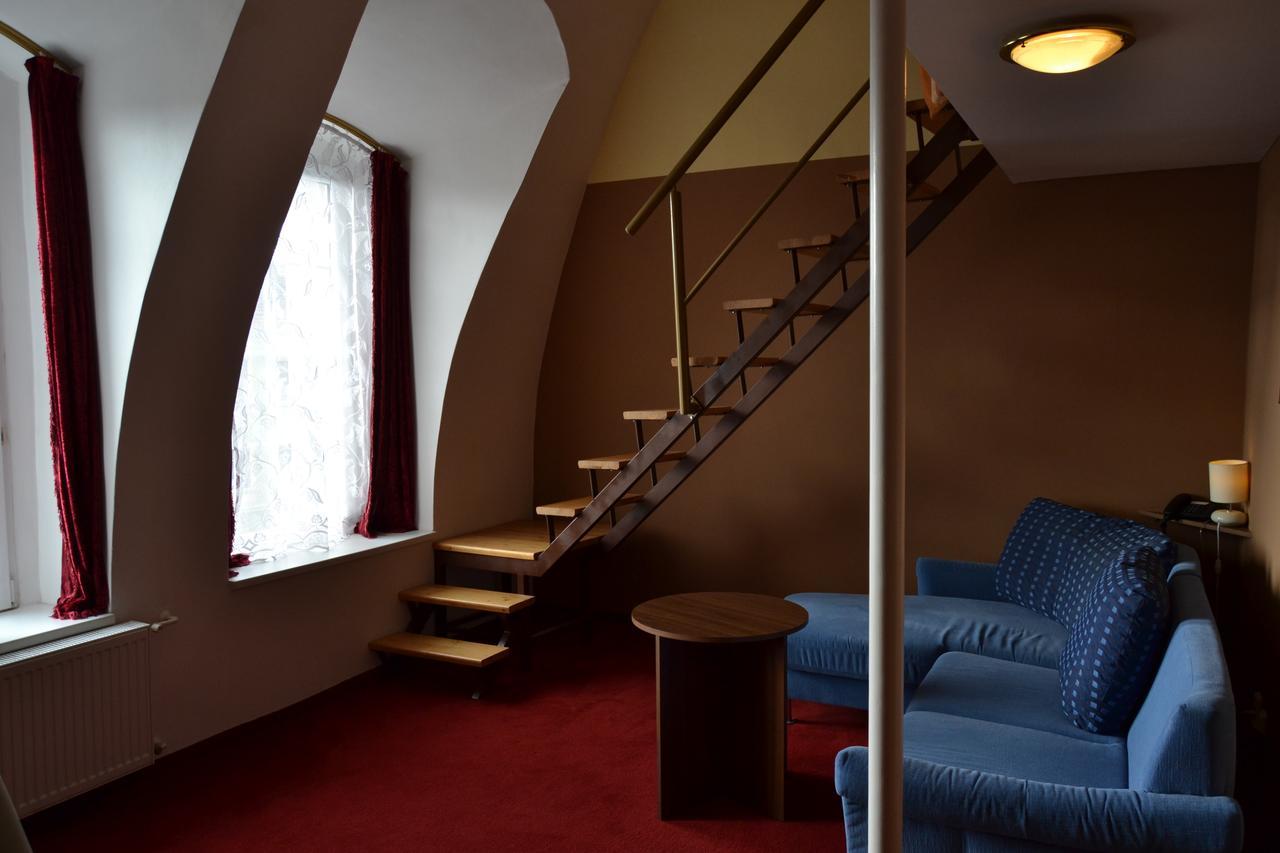 Hotel Cerny Orel Zatec Екстериор снимка